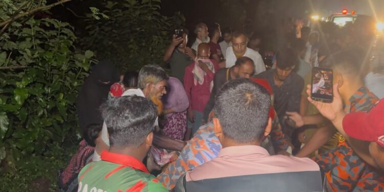 পাবনায় সড়ক দূর্ঘটনায় প্রাণ গেল শিশু ও মোটরসাইকেল আরোহীর