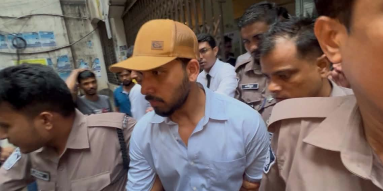 অভিনেতা জাহের আলভী কারাগারে