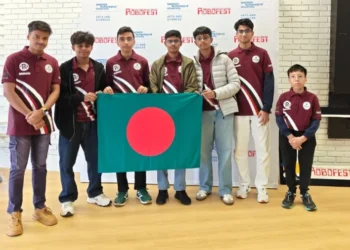 যুক্তরাষ্ট্রে রোবোফেস্ট-২০২৬ বিশ্ব চ্যাম্পিয়নশিপে পুরস্কার জিতল বাংলাদেশ দল