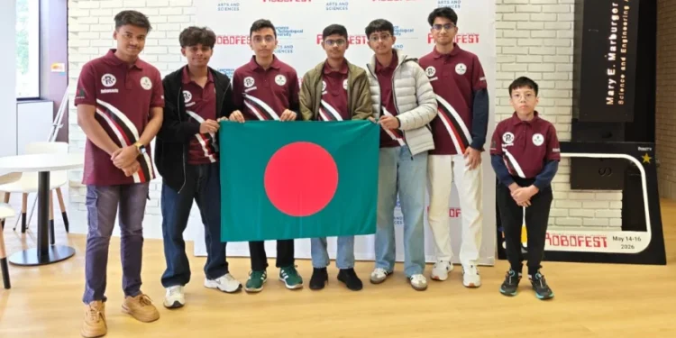 যুক্তরাষ্ট্রে রোবোফেস্ট-২০২৬ বিশ্ব চ্যাম্পিয়নশিপে পুরস্কার জিতল বাংলাদেশ দল