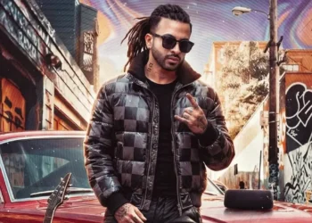 ‘রকস্টার’ উন্মাদনার মাঝেই ‘সোলজার’ নিয়ে শাকিবের নতুন চমক
