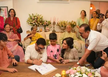 তিন সন্তানের উপস্থিতিতে আমির খানের ৩ নম্বর বিয়ে সম্পন্ন