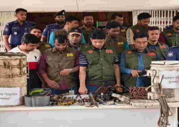 পাবনায় ট্রান্সফরমার চোরচক্রের ৬ সদস্য গ্রেপ্তার, উদ্ধার চোরাই মালামাল