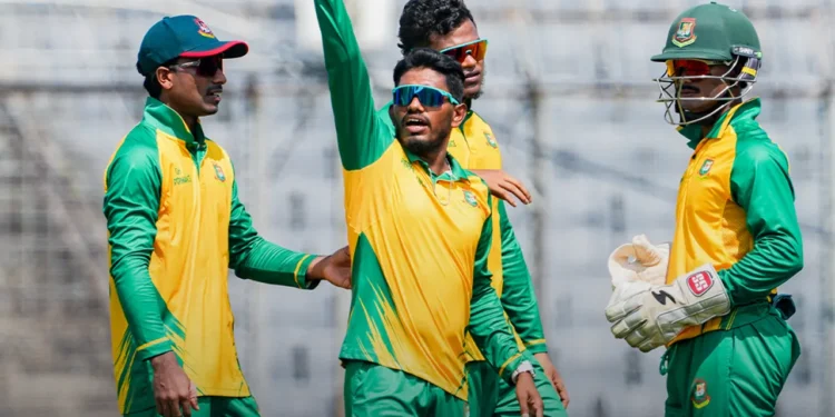 ধুমধাড়াক্কা ব্যাটিংয়ে মালয়েশিয়াকে হোয়াইটওয়াশ করল বাংলাদেশ