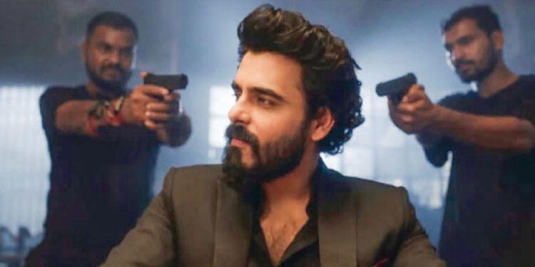 ‘ডিটেকটিভ দেলোয়ার’ চরিত্রে সিয়ামের নতুন লুক প্রকাশ