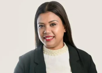 অস্ট্রেলিয়ার ক্যামডেন কাউন্সিলের ডেপুটি মেয়র হলেন বাংলাদেশি বংশোদ্ভূত এলিজা রহমান