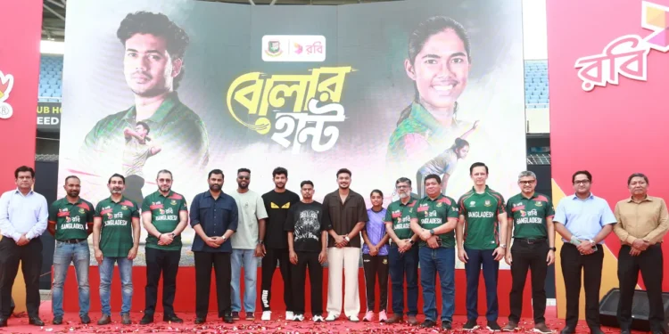 দেশজুড়ে শুরু হয়েছে রবি বোলার হান্ট!