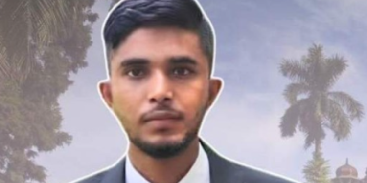 দারিদ্র্য জয় করে বিচারকের আসনে হানিফ মিয়া