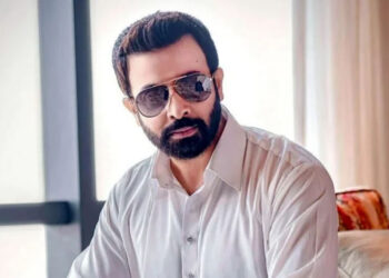 দুই মাস পর দেশে ফিরলেন শাকিব, শুরু হচ্ছে ব্যস্ততার নতুন অধ্যায়