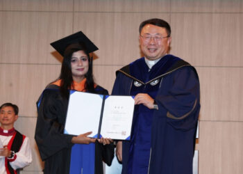 রোহিঙ্গা সংকট ও মানবপাচার নিয়ে গবেষণা, দক্ষিণ কোরিয়ায় প্রেসিডেন্ট অ্যাওয়ার্ড পেলেন বাংলাদেশি শিক্ষার্থী