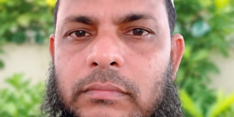 ঈশ্বরদীতে গাছ কাটতে গিয়ে প্রাণ গেল আলেমের