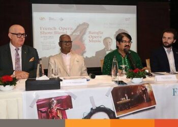 আর্টিস্ট ক্লাবের বর্ষপূর্তি উৎসবে ফরাসি ও বাংলা অপেরার অনন্য ফিউশন