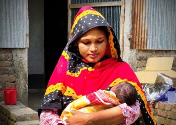 চলন্ত বাসে জন্ম, আনাসের জন্য আজীবন ফ্রি ভ্রমণ