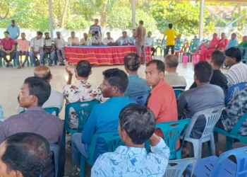 মজুরি না পেলে সচিবালয় ঘেরাওয়ের হুঁশিয়ারি চা শ্রমিকদের