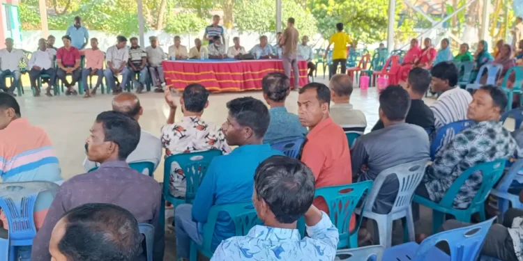 মজুরি না পেলে সচিবালয় ঘেরাওয়ের হুঁশিয়ারি চা শ্রমিকদের